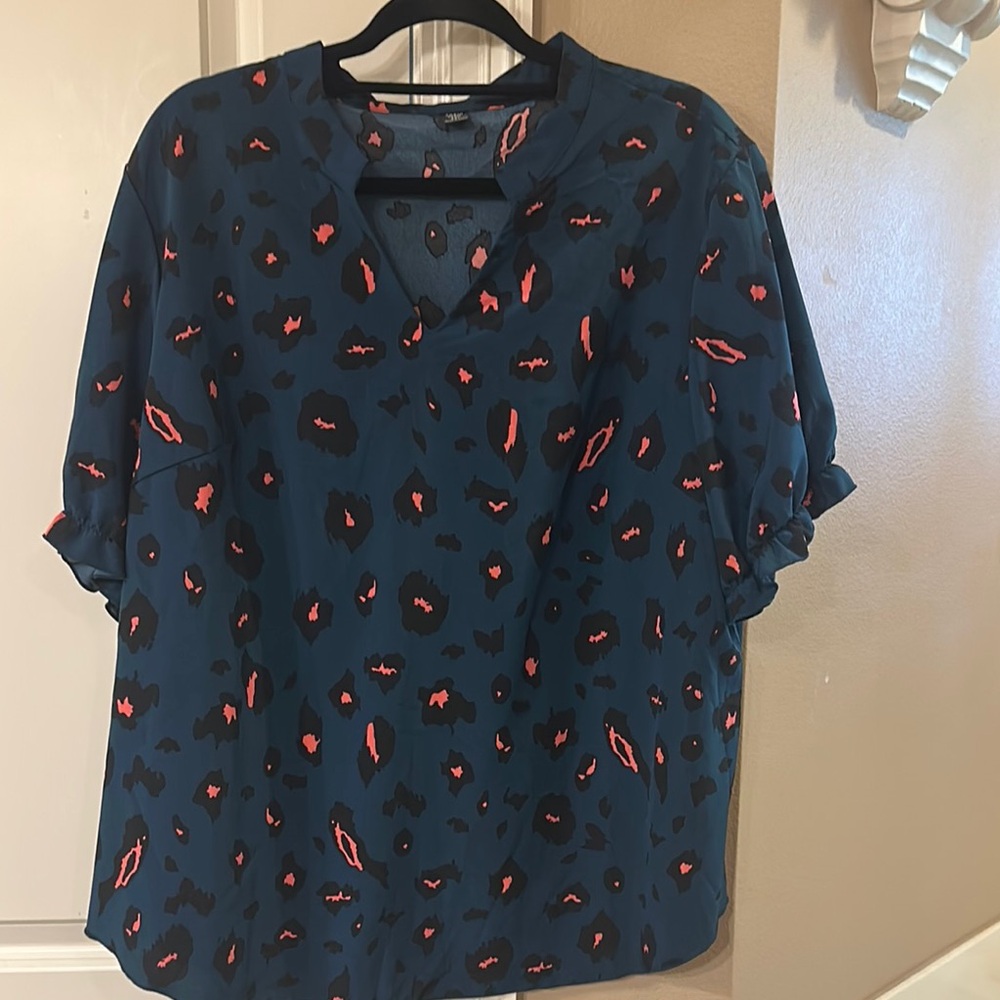 SHEIN Green Relaxed Short Sleeve Blouse